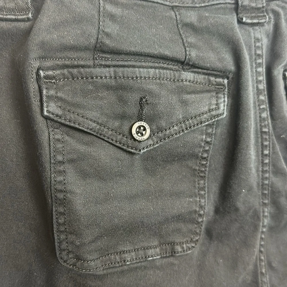Torrid 3.5 Inch Military Stretch Twill Mid-Rise Short S 20/ 2X